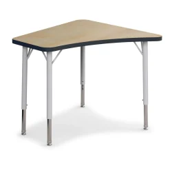 Curriculum Petal Table Desk – 33