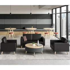 Resi Lounge Chair w/ Wooden Legs